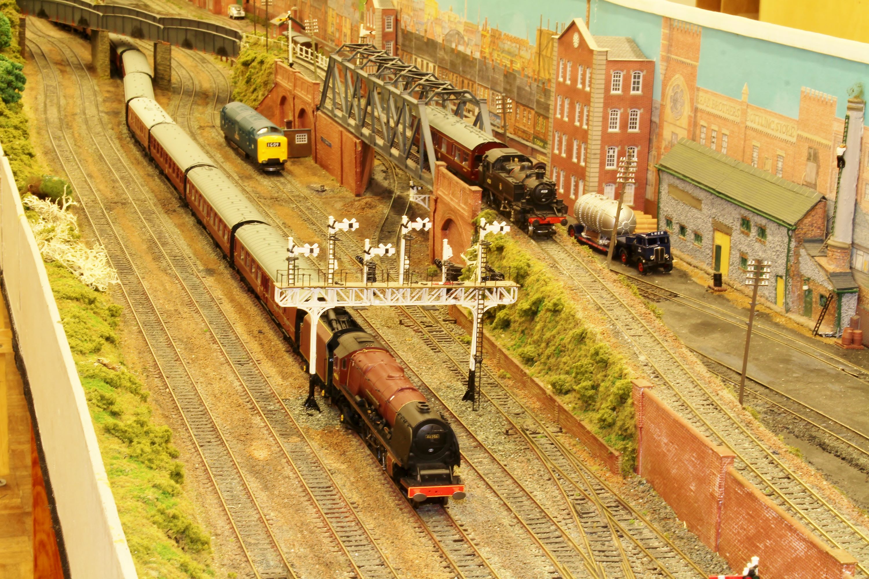 Knightwood Junction